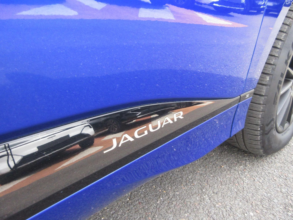 Jaguar I-Pace 294Kw Ev400 S 90Kwh 11Kw Charger Blue #32