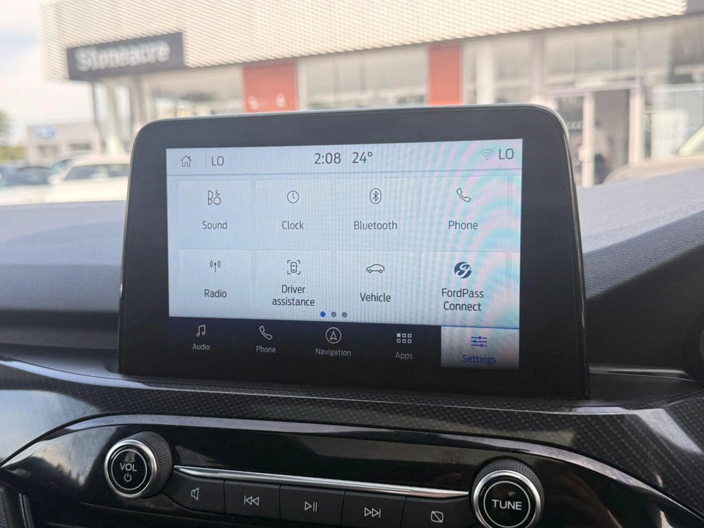 Ford Kuga 2.5 Fhev Vignale Cvt Red #23