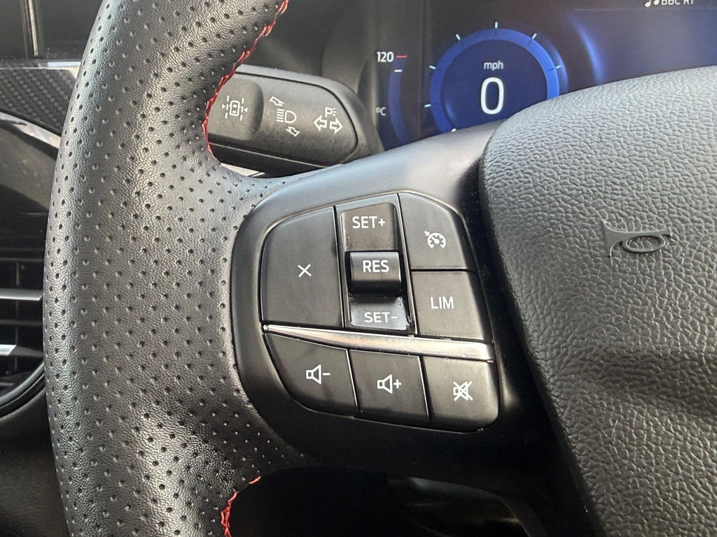 Ford Kuga 2.5 Fhev Vignale Cvt Red #10
