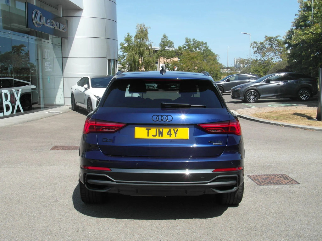Audi Q3 2.0 Tdi 40 Black Edition S Tronic Quattro Euro 6  #4