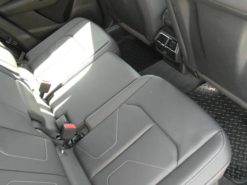 Audi Q3 Black Edition 35 Tfsi 150 Ps S Tronic Grey #10