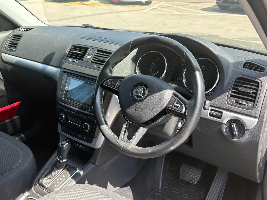 Skoda Yeti Yeti Se L Tsi S-a Brown #9