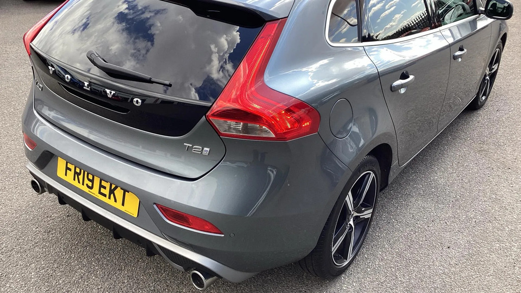 Volvo V40 T3 152 R Design Edition Geartronic Blue #30