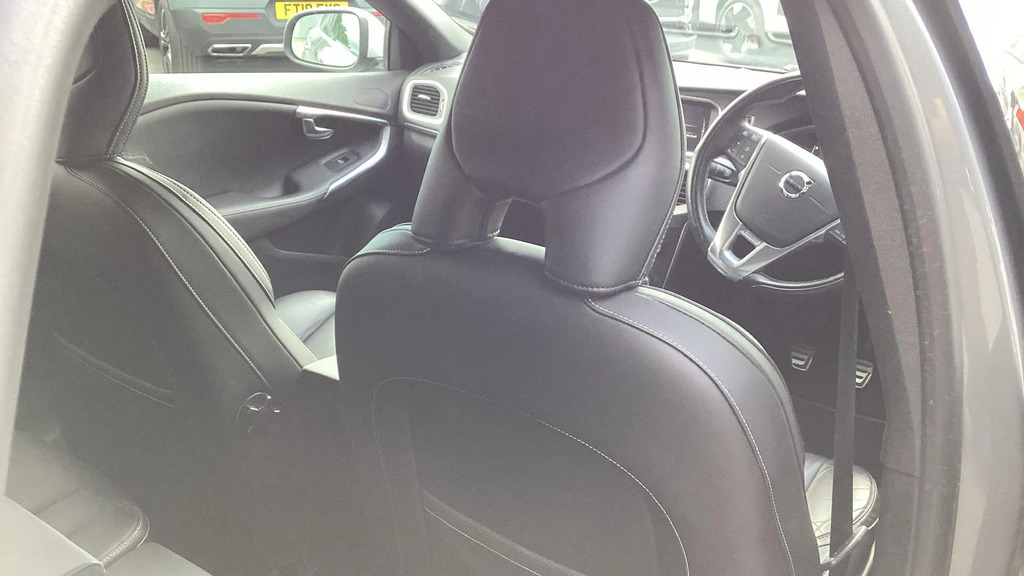 Volvo V40 T3 152 R Design Edition Geartronic Blue #28