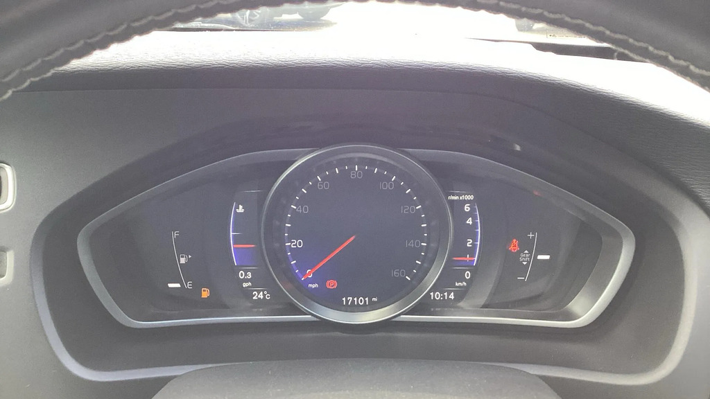 Volvo V40 T3 152 R Design Edition Geartronic Blue #9