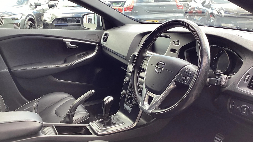 Volvo V40 2.0 T2 R-design Edition Euro 6 Ss #4