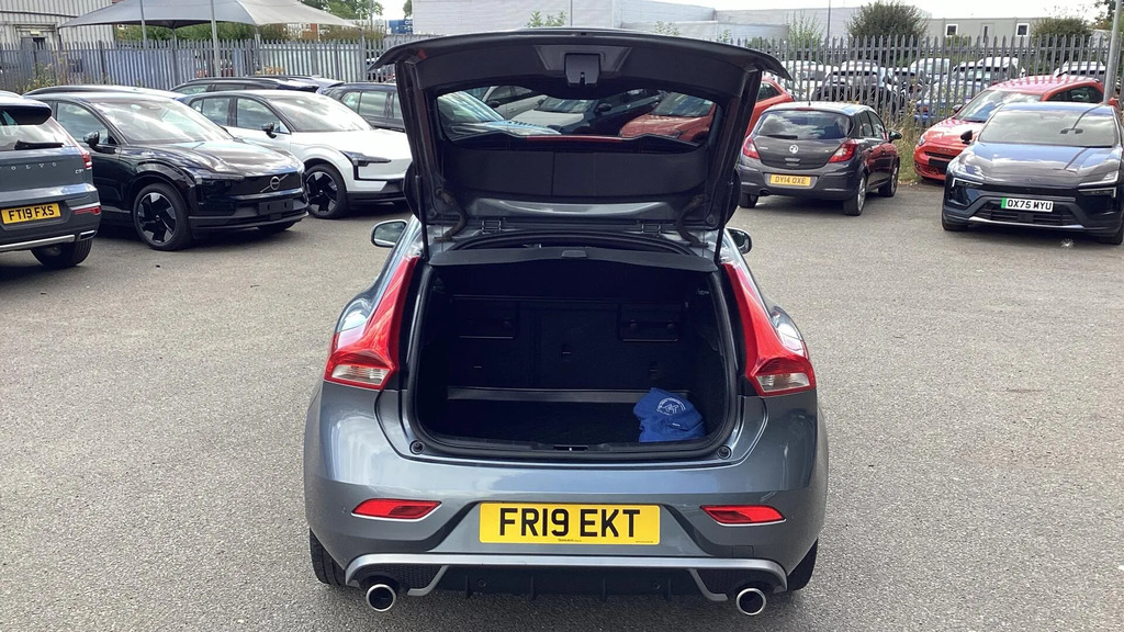 Volvo V40 T3 152 R Design Edition Geartronic Blue #11