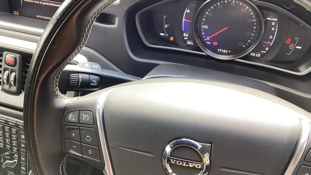 Volvo V40 T3 152 R Design Edition Geartronic Blue #21