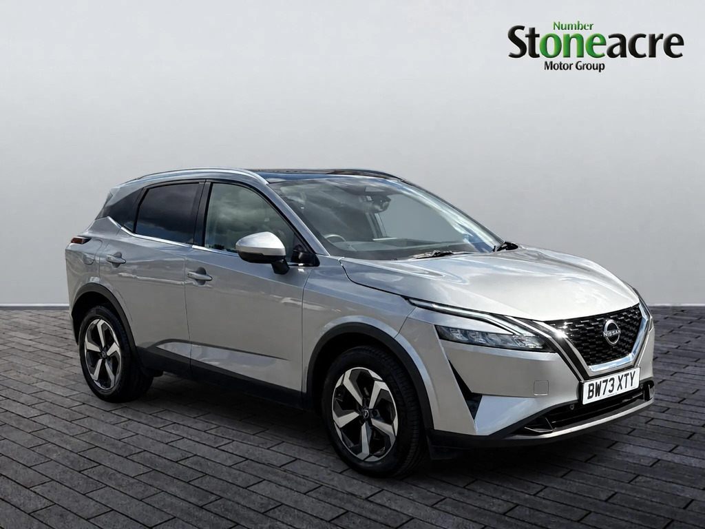 Nissan Qashqai 1.3 Dig-t Mh N-connecta