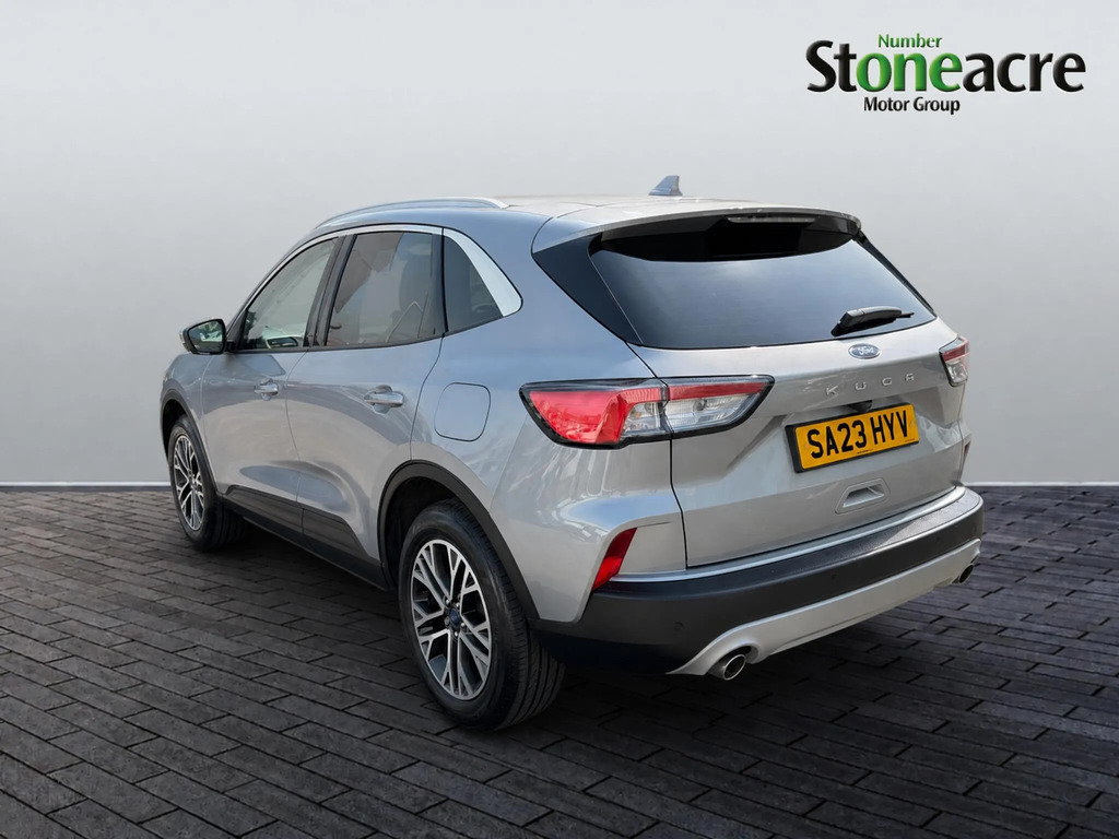 Ford Kuga 1.5 Ecoboost 150 Titanium Edition  #4