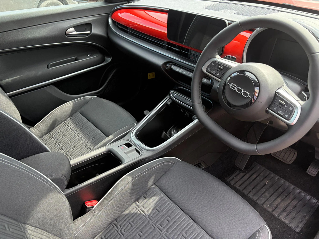Fiat 600 1.2 Mild Hybrid Green #9