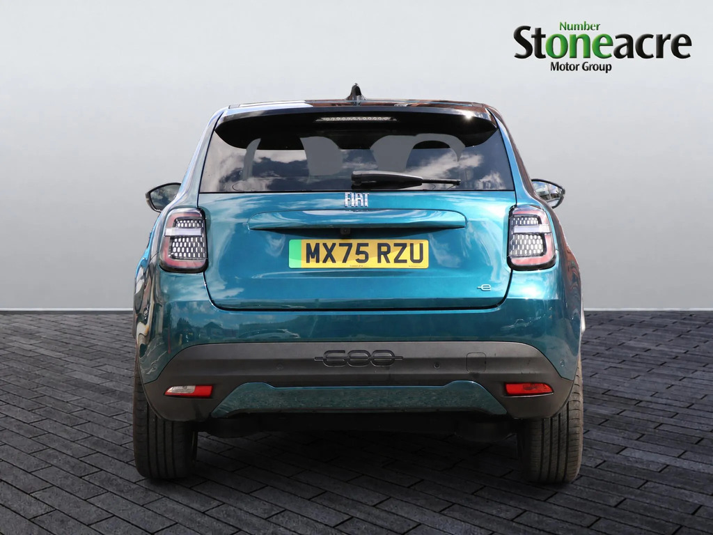 Fiat 600e New Fiat 600E La Prima 54Kwh 154Hp  #4