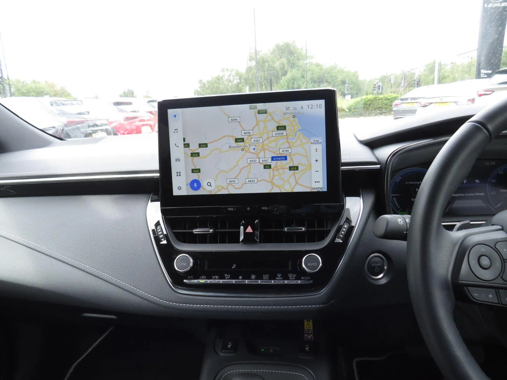 Toyota Corolla 1.8 Hybrid Excel Cvt White #20