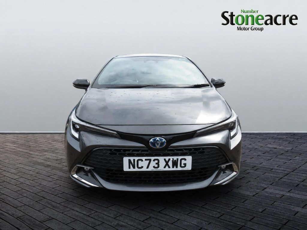 Toyota Corolla 1.8 Hybrid Excel Cvt White #8
