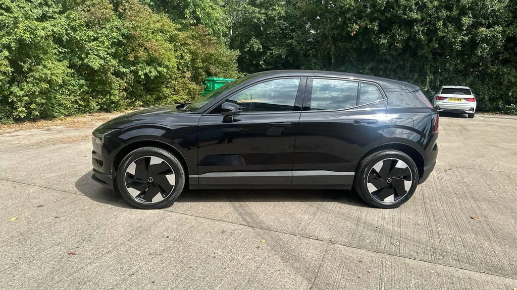 Volvo EX30 200Kw Sm Extended Range Plus 69Kwh  #4