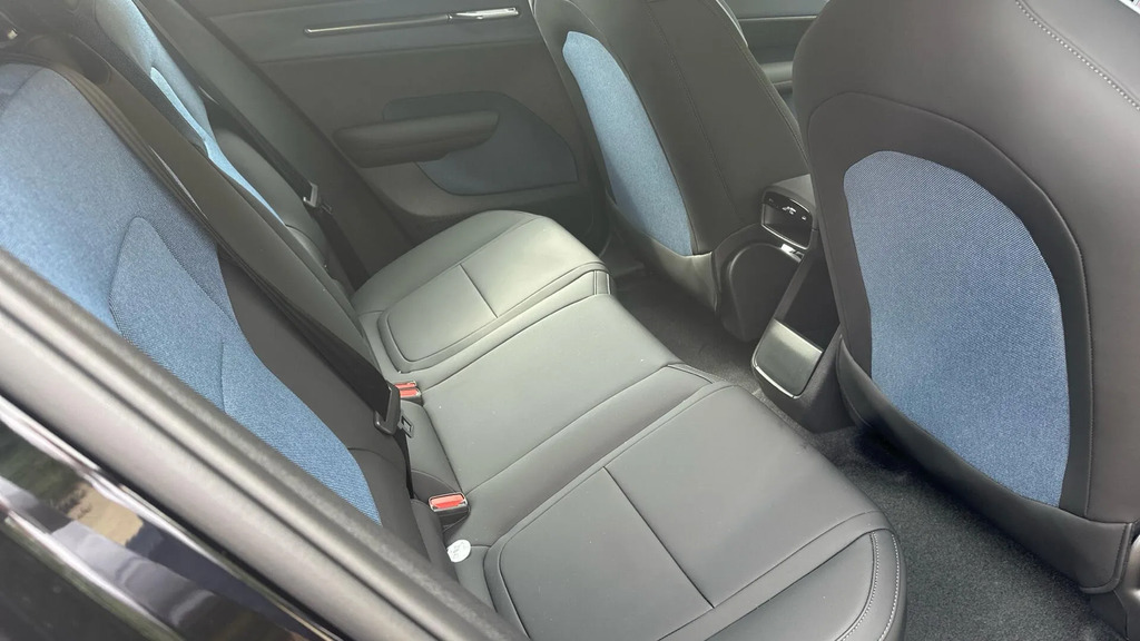 Volvo EX30 200Kw Sm Extended Range Plus 69Kwh  #6