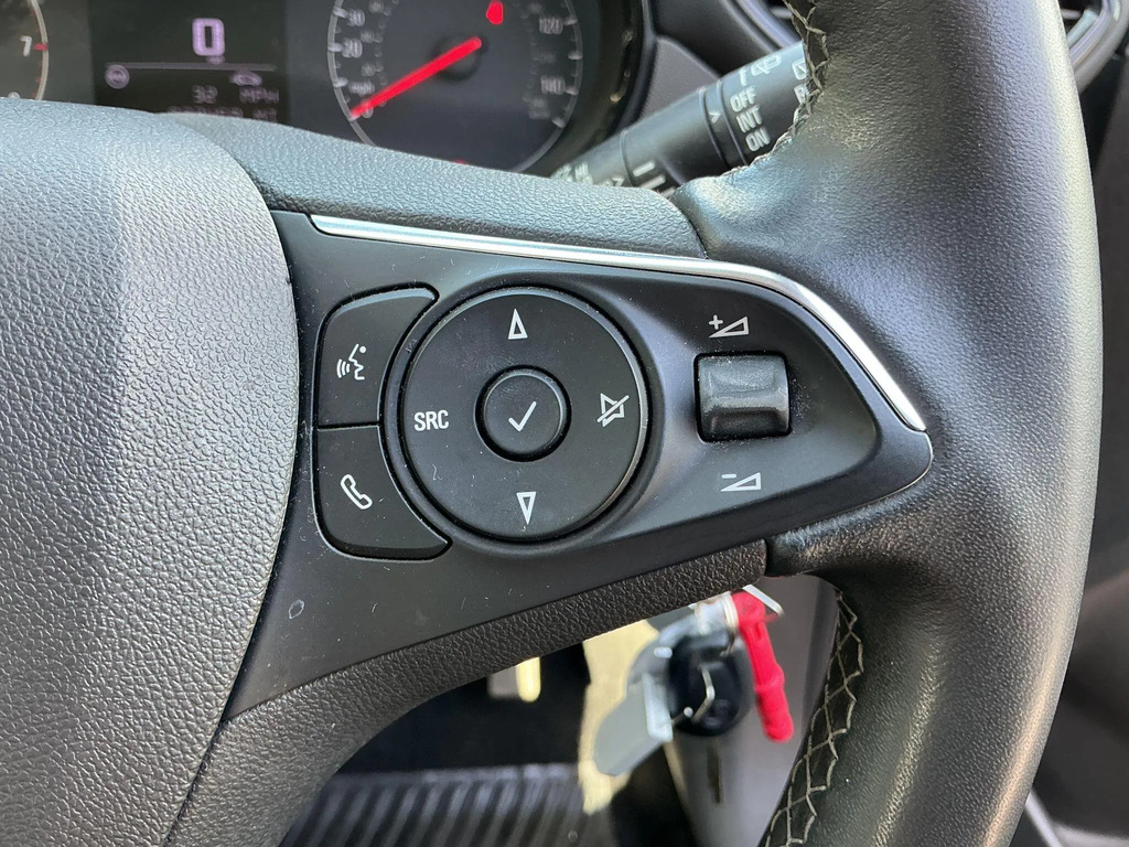 Vauxhall Crossland Sri Nav Grey #16
