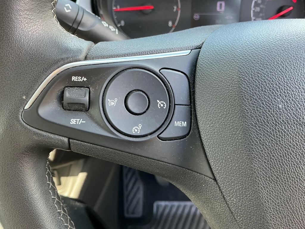 Vauxhall Crossland Sri Nav Grey #15