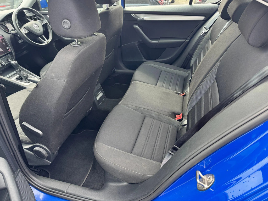 Skoda Octavia Hatchback 1.5 Tsi 150Pssportline Act Dsg  #13