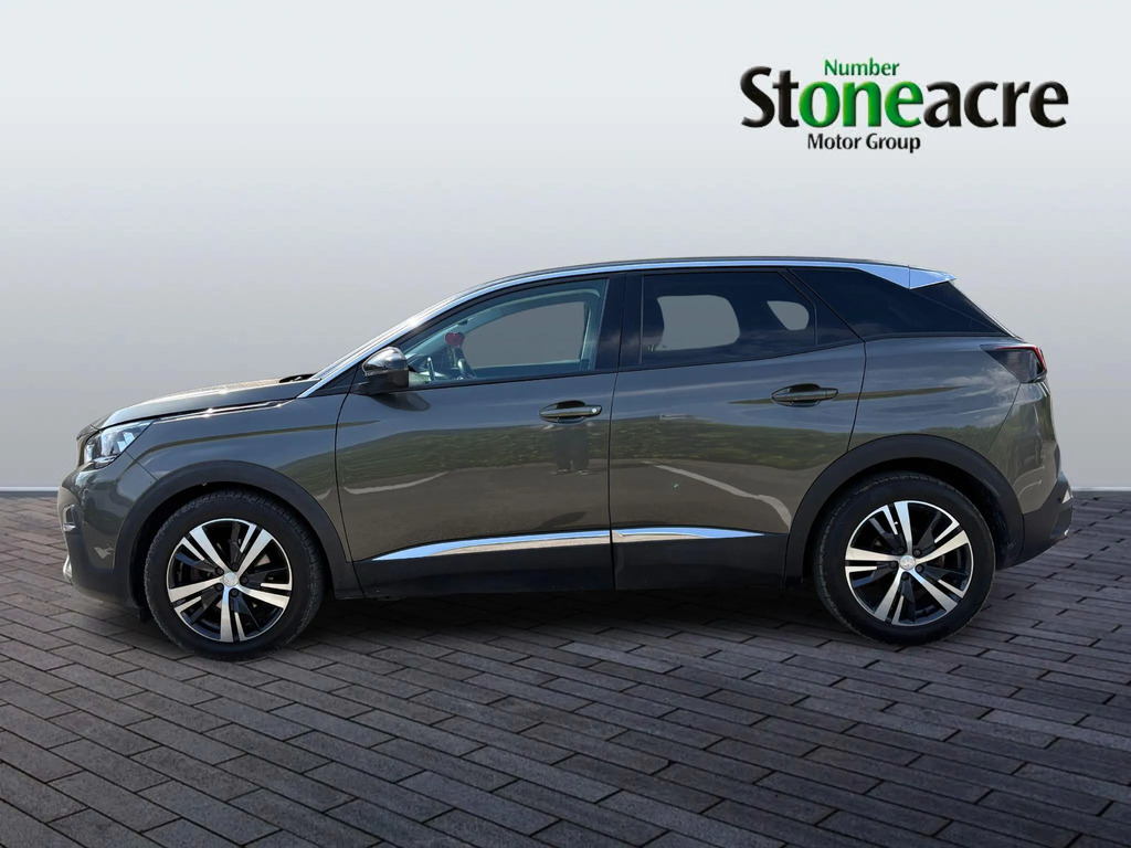 Peugeot 3008 1.2 Puretech Allure Suv #5