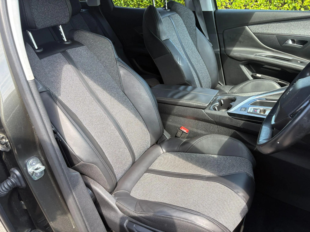 Peugeot 3008 Allure Black #10