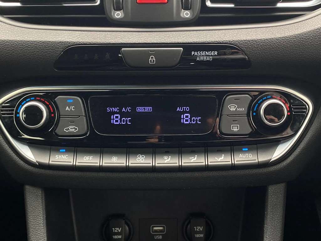 Hyundai I30 1.0T Gdi Se Connect Brown #29