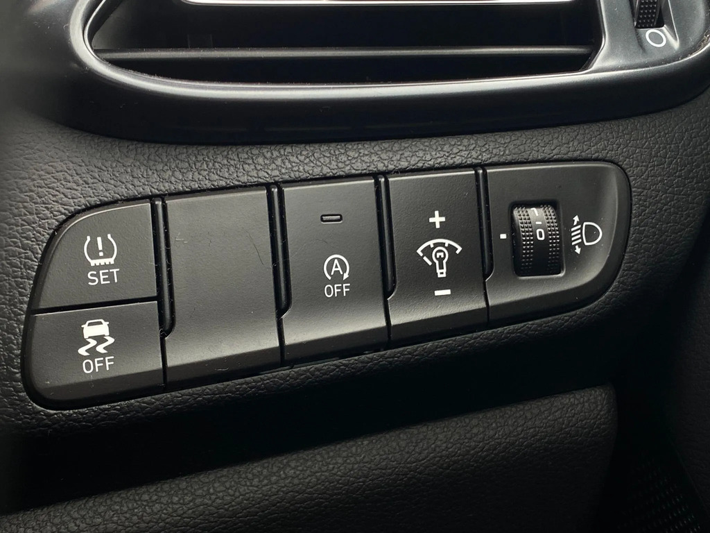 Hyundai I30 1.0T Gdi Se Connect Brown #18
