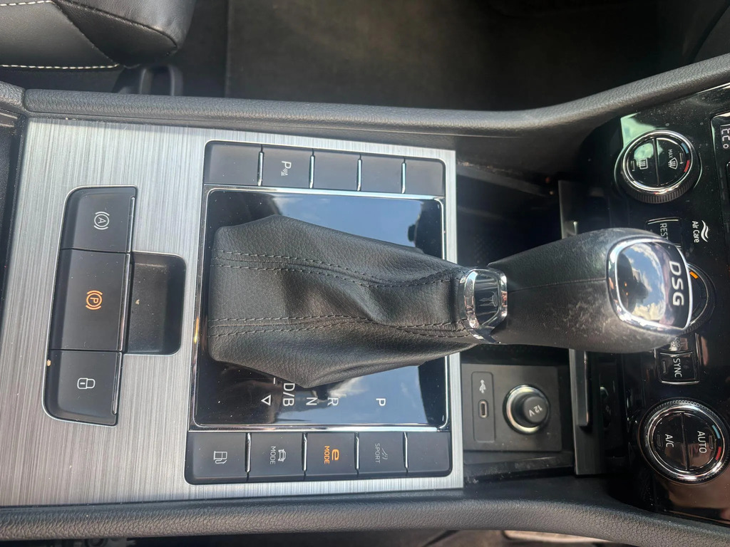 Skoda Superb 1.5 Tsi Act Se Technology Dsg Euro 6 Ss Grey #20