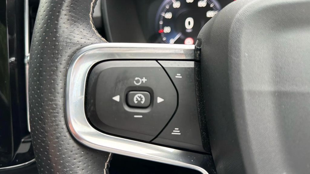 Volvo XC40 2.0 D4 190 R Design Awd Geartronic #15