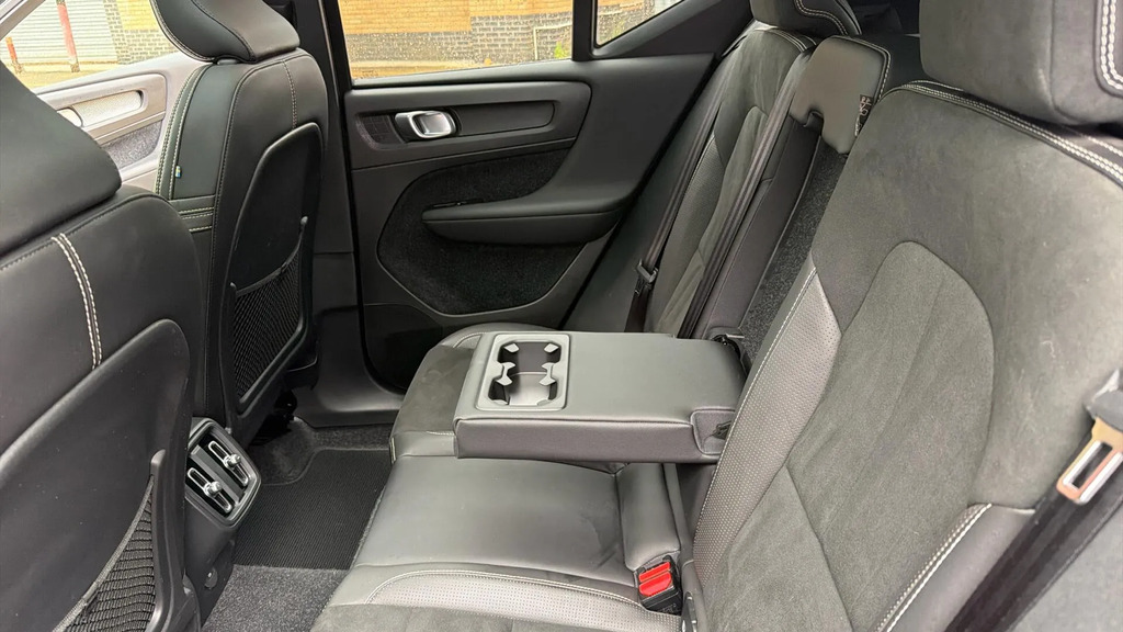 Volvo XC40 2.0 D4 190 Inscription Pro Awd Geartronic Es Grey #34