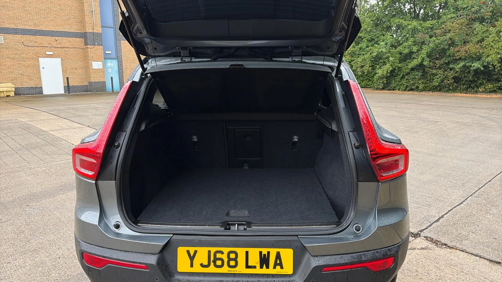 Volvo XC40 2.0 D4 190 Inscription Pro Awd Geartronic Es Grey #13
