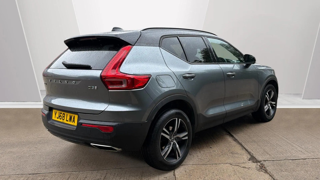 Volvo XC40 2.0 D3 R-design Euro 6 Ss #5