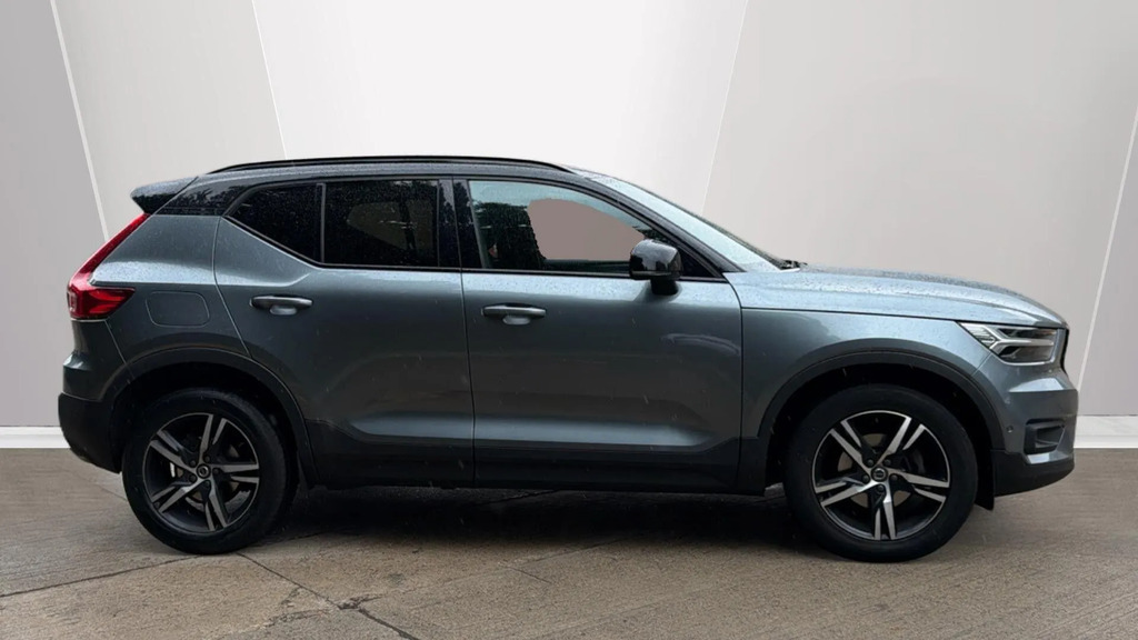 Volvo XC40 2.0 D3 R-design Euro 6 Ss #4