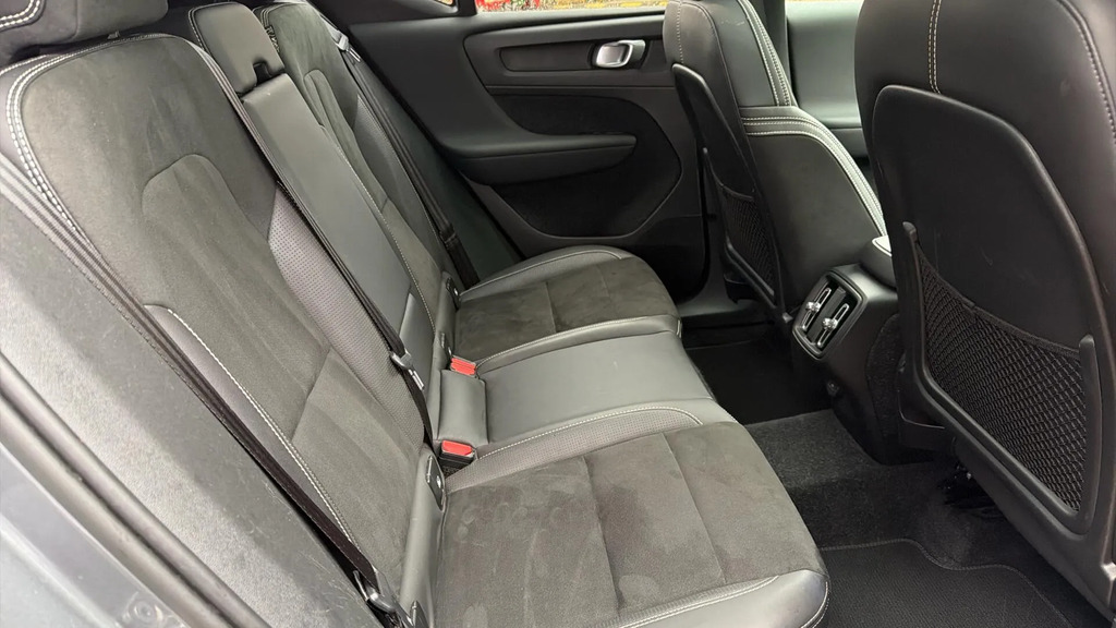 Volvo XC40 2.0 D4 190 Inscription Pro Awd Geartronic Es Grey #6