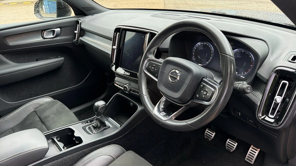 Volvo XC40 2.0 D3 R-design Euro 6 Ss #6