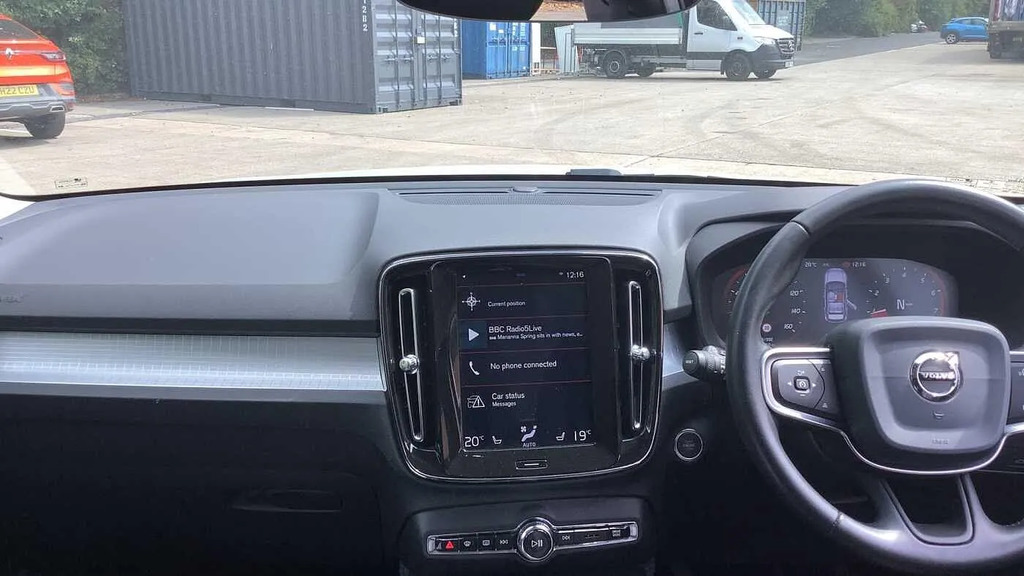 Volvo XC40 2.0 D4 190 R Design Awd Geartronic Black #10