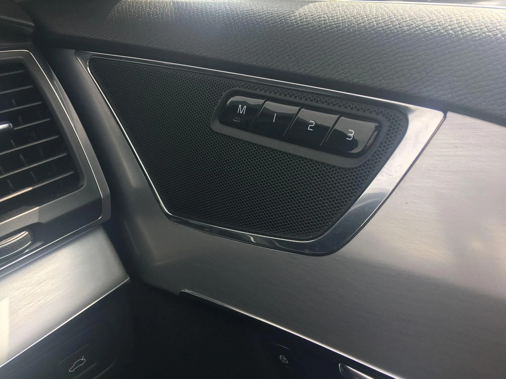 Volvo XC90 2.0 D5 Momentum Awd Geartronic Black #19
