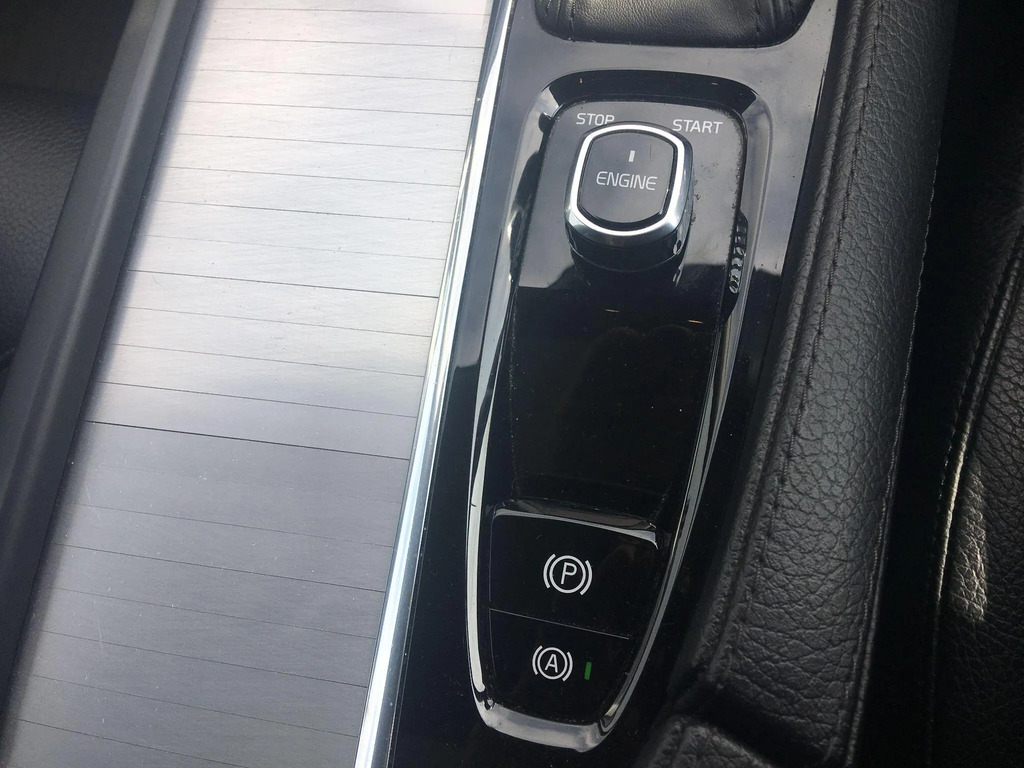 Volvo XC90 2.0 D5 Momentum Awd Geartronic Black #22