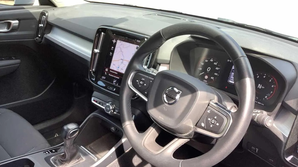 Volvo XC40 1.5 T3 163 Momentum #3