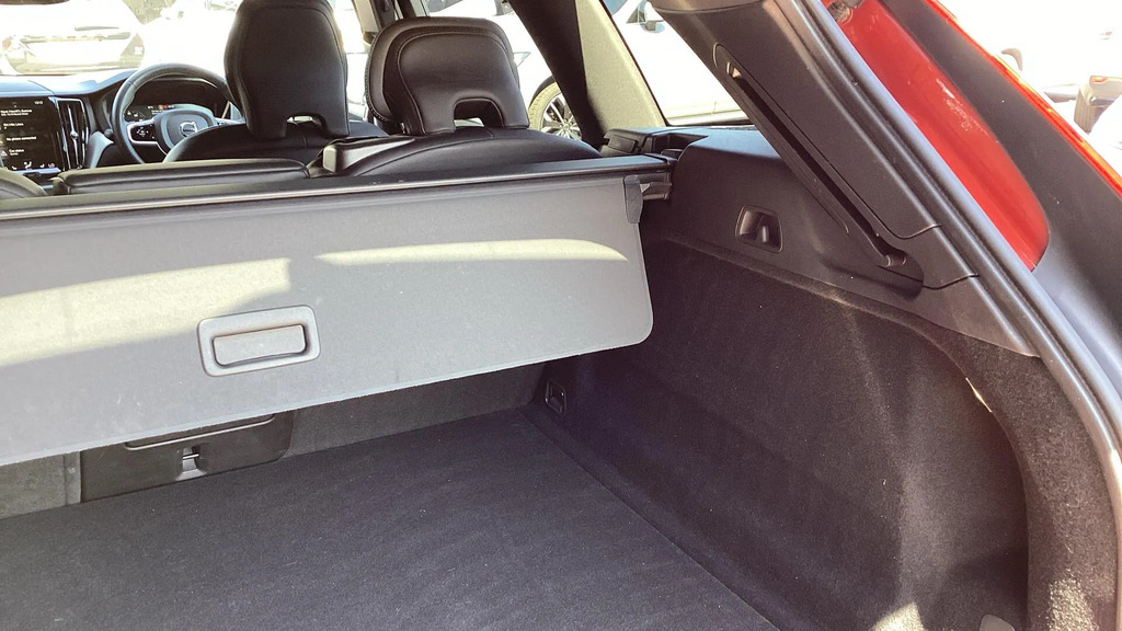 Volvo XC60 Volvo R-design T8 Phev Awd Grey #37