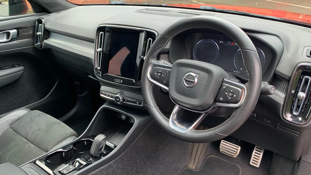 Volvo XC40 Suv #4