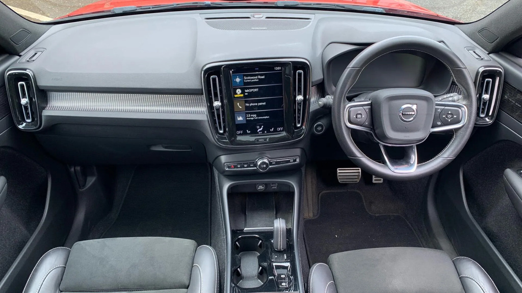 Volvo XC40 Suv #5