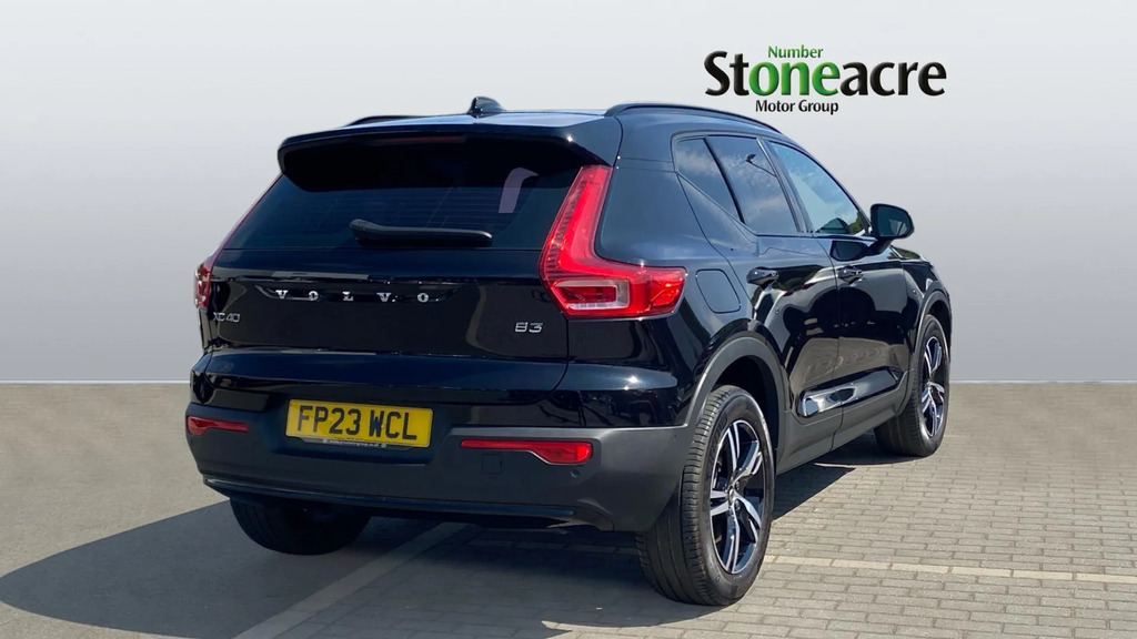 Volvo XC40 2.0 B3p Plus Dark #2