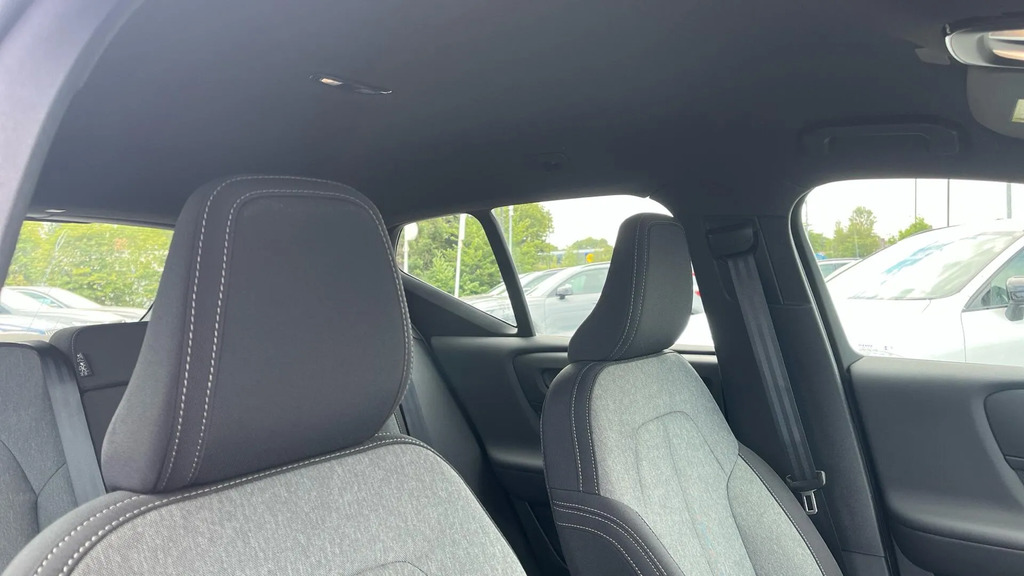 Volvo XC40 Ultimate, B4 Mild Hybrid, Dark Black #30