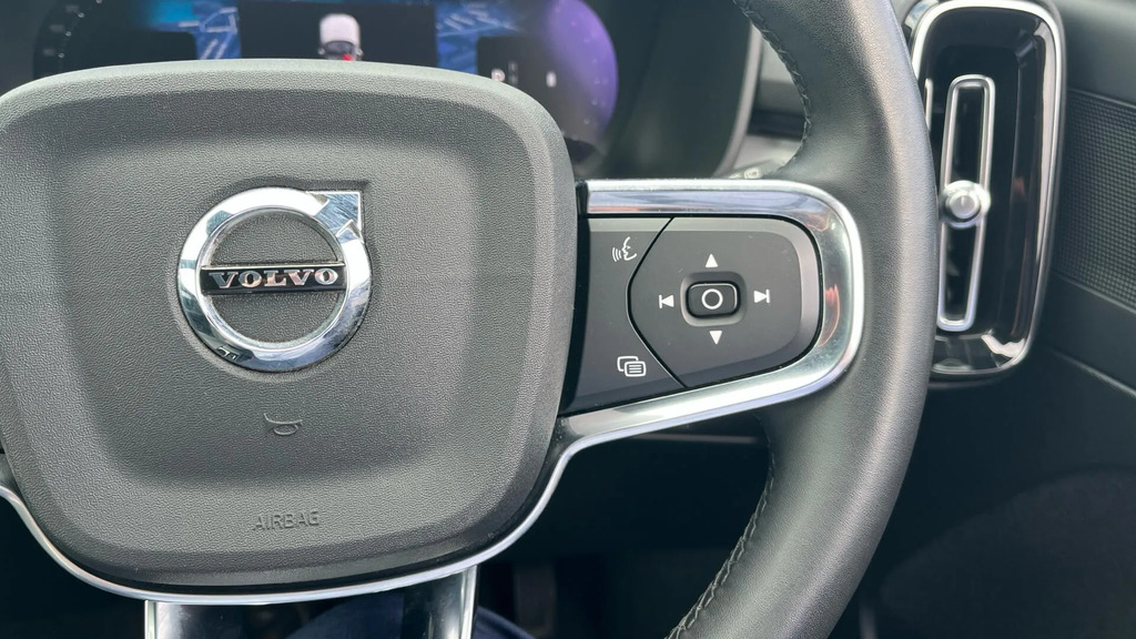 Volvo XC40 Ultimate, B4 Mild Hybrid, Dark Black #21