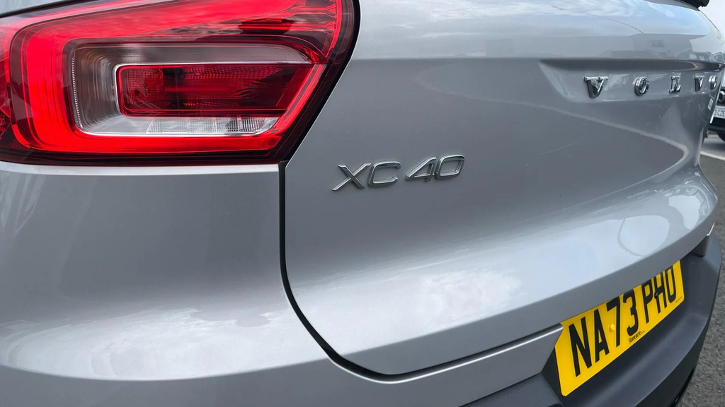 Volvo XC40 Ultimate, B4 Mild Hybrid, Dark Black #14