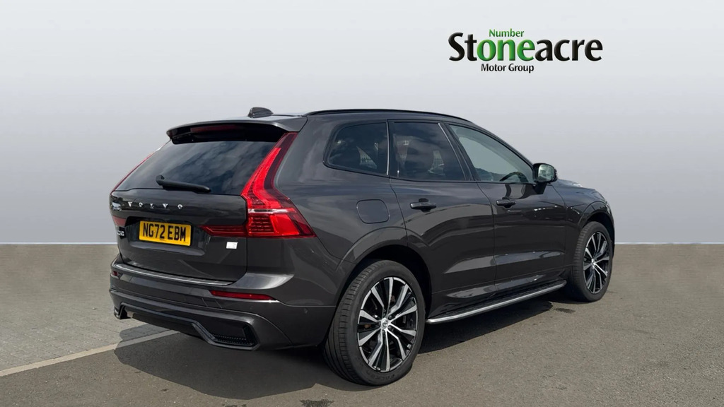 Volvo XC60 Suv #2