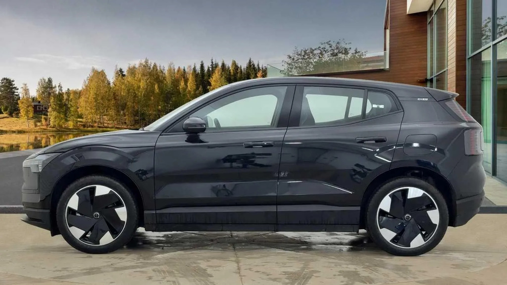 Volvo EX30 200Kw Sm Extended Range Plus 69Kwh  #6