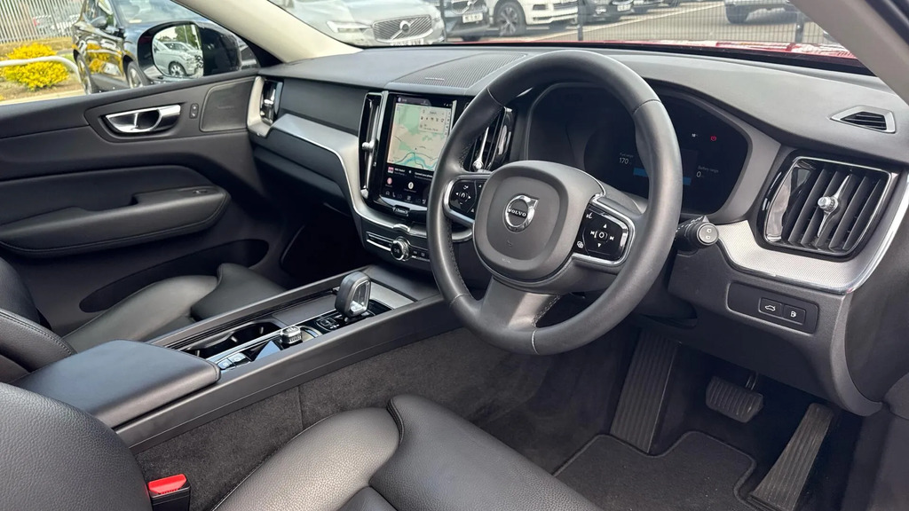 Volvo XC60 Suv #4