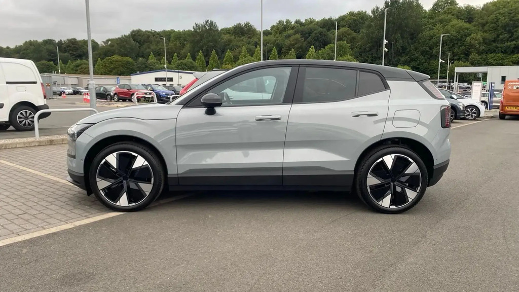 Volvo EX30 P5 Long Range 69Kwh Ultra  #3